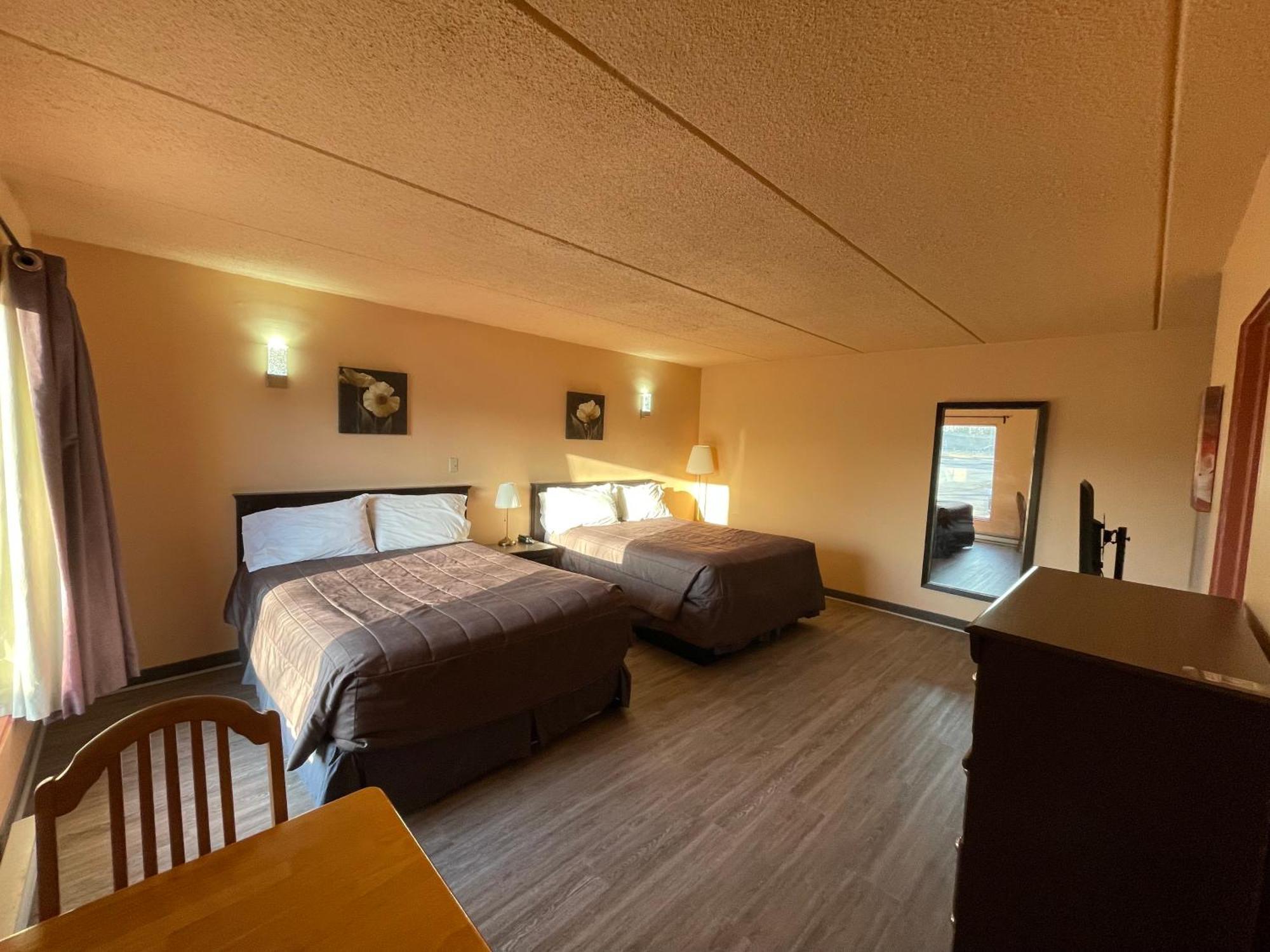 Motel St-Eustache 생오스타슈 외부 사진
